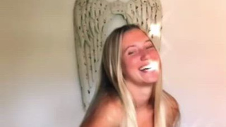 TikTok OnlyFans Nude Dancing Fledgling eighteen Years Old GIF