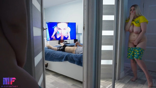 I dreamed to view at my parents ' hookup again, and there my father wanks off